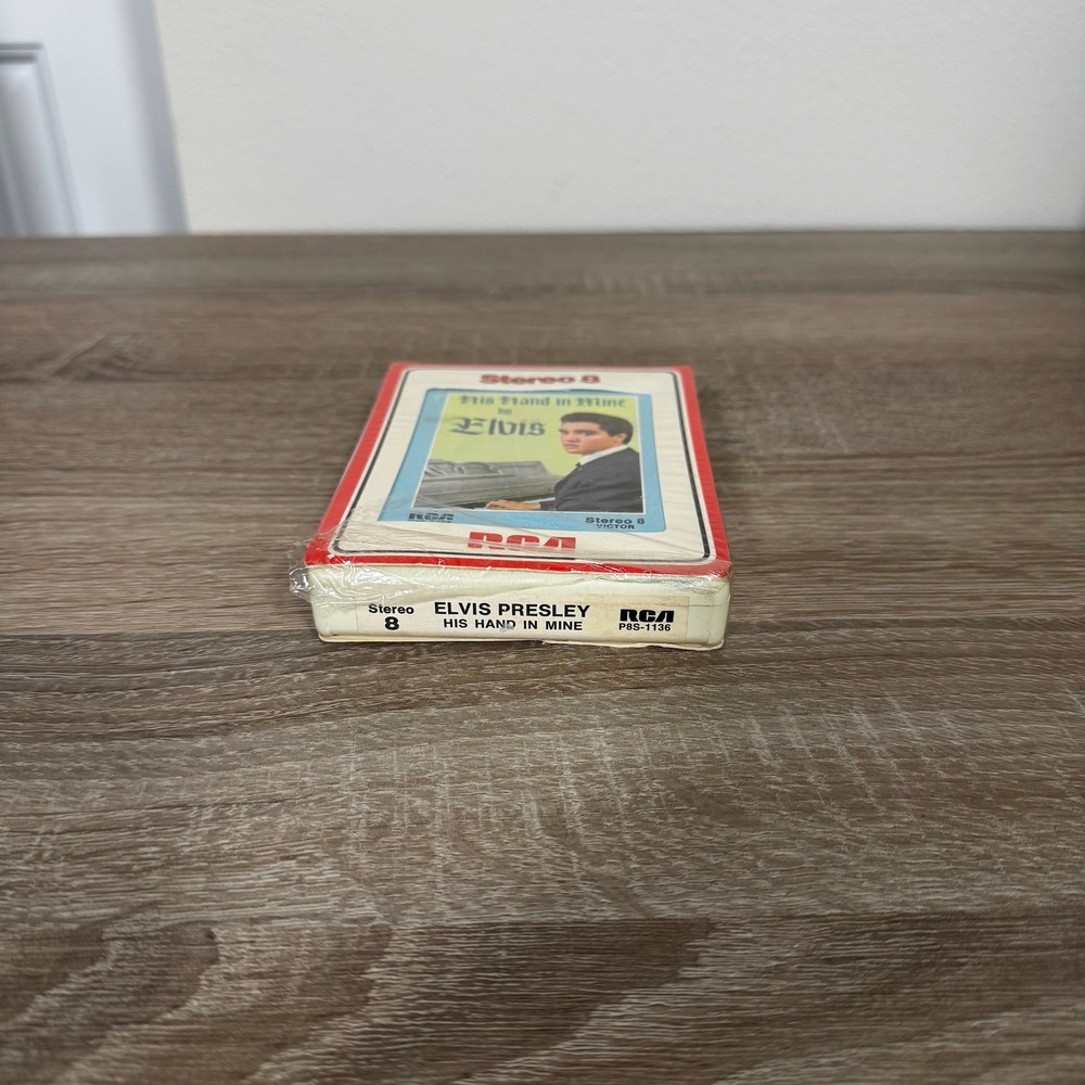 Elvis Presley His‎ Hand in Mine 8-Track Tape Vintage RCA P8S-1136 Gospel - Picture 2 of 3